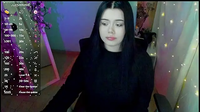 Snapshot of Mona_Esty chatting on 05/03/26, 06:30 Mona Esty online show from 05/03/26, 06:30