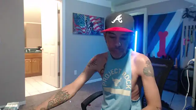 Snapshot of Michigan9000 chatting on 06/28/26, 06:25 Michigan9000 online show from 06/28/26, 06:25