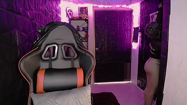 lunarichy22 online show from 02/12/26, 07:42