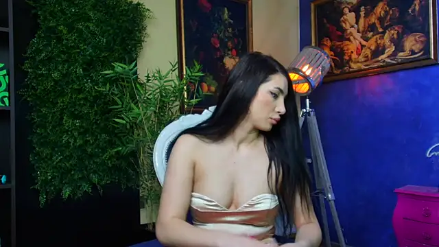 nicolepalmer online show from 03/10/26, 01:16