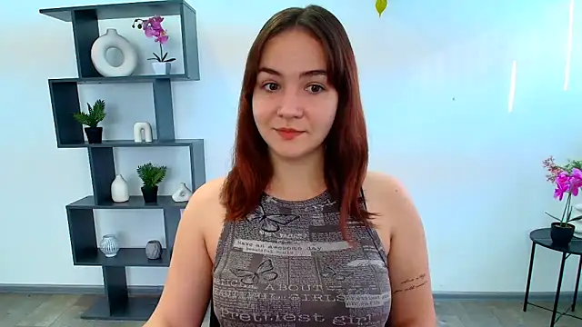 OliviaMontgommery online show from 10/26/25, 06:08