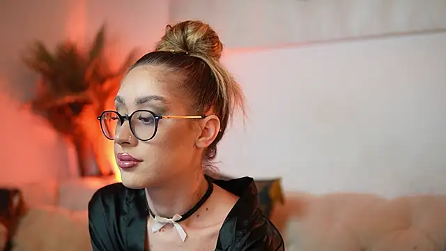 AileenKiss online show from 12/19/25, 09:33