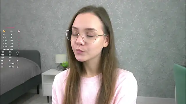 SweetSaraPie online show from 12/04/25, 06:38