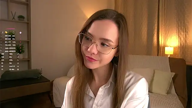 SweetSaraPie online show from 04/08/26, 07:03