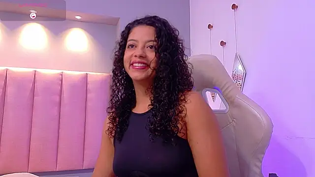 CamilaLevy online show from 11/24/25, 12:16