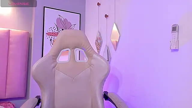 CamilaLevy online show from 02/28/26, 12:17