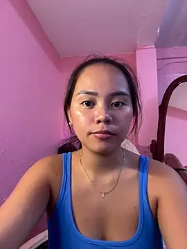 Snapshot of Funtasee_Andi chatting on 05/18/26, 08:36 Funtasee Andi online show from 05/18/26, 08:36