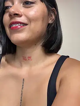 Qadeshoficial online show from 11/26/25, 09:16