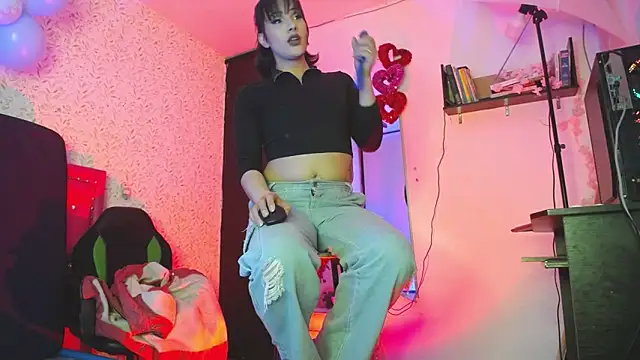 Snapshot of altair_w chatting on 10/11/25, 09:02 altair w online show from 10/11/25, 09:02