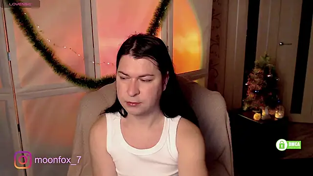 Snapshot of micromouse_mo chatting on 01/02/25, 07:40 micromouse mo online show from 01/02/25, 07:40