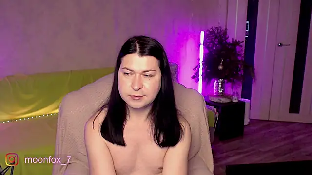 Snapshot of micromouse_mo chatting on 01/05/26, 11:30 micromouse mo online show from 01/05/26, 11:30