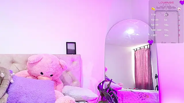 SoofiKiss online show from 10/10/25, 06:51