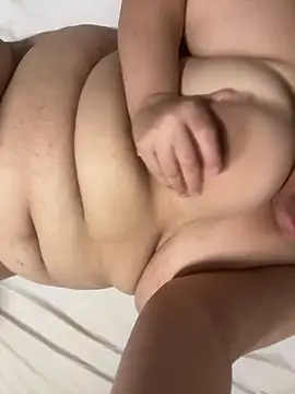 mrgkatys online show from 04/18/26, 02:32