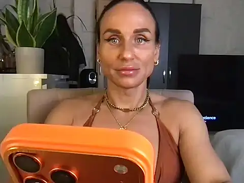 GluteQueenE online show from 11/27/25, 03:14