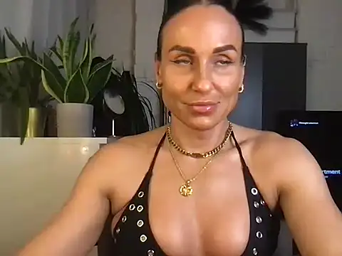 GluteQueenE online show from 01/15/26, 08:56