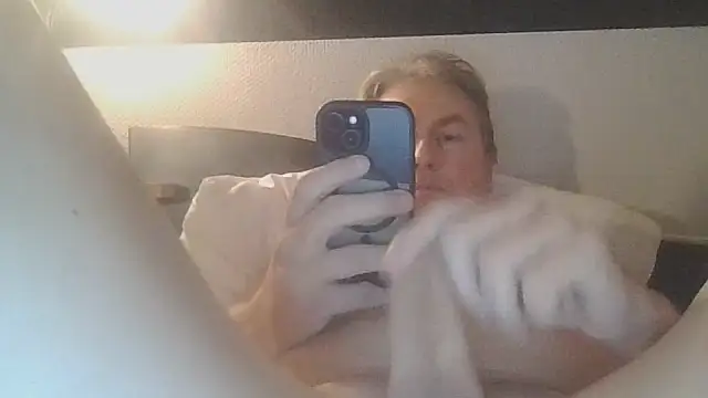 Sklavekay online show from 12/16/25, 07:41