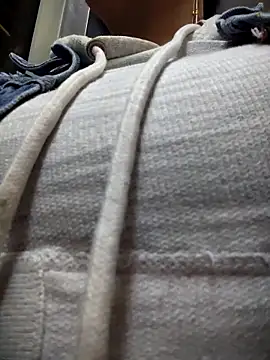 shannon kinne  online show from 12/20/25, 03:02