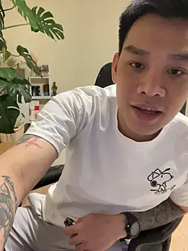 latava online show from 11/02/25, 03:25