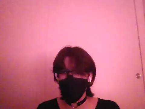 Snapshot of Sunny_Pebble chatting on 10/17/25, 03:10 Sunny Pebble online show from 10/17/25, 03:10