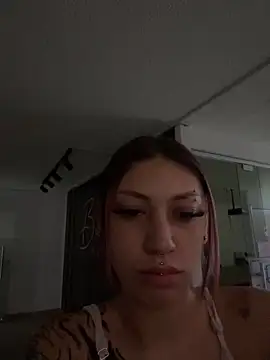 ZammyRossee online show from 03/26/26, 04:18