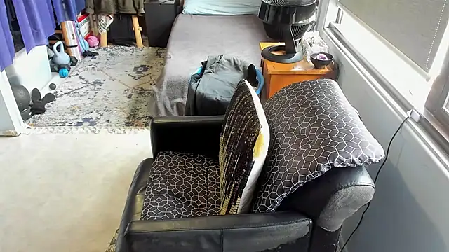 CassiusJohnson online show from 10/30/25, 03:08