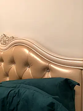 Mile-m online show from 11/22/25, 12:53