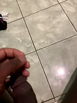 Snapshot of Dark_vains chatting on 10/04/25, 10:30 Dark vains online show from 10/04/25, 10:30