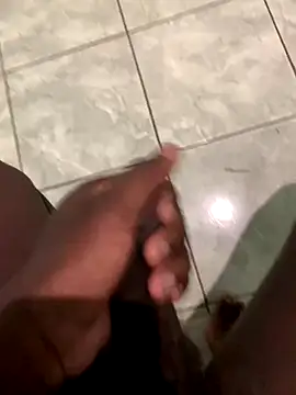 Snapshot of Dark_vains chatting on 10/08/25, 02:53 Dark vains online show from 10/08/25, 02:53