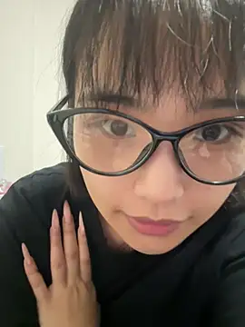 Snapshot of eee79bbb chatting on 05/05/26, 03:31 eee79bbb online show from 05/05/26, 03:31