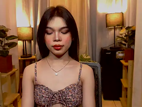 Snapshot of TWINKTRANSSHANEL chatting on 02/17/26, 10:34 TWINKTRANSSHANEL online show from 02/17/26, 10:34