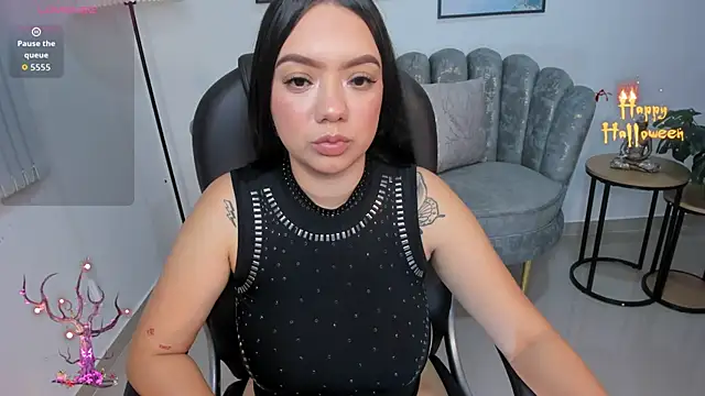 Liilylux online show from 10/15/25, 04:01