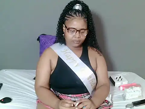 BoobsBae04 online show from 10/20/25, 07:58