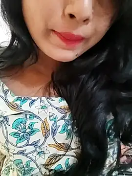 Snapshot of Saniya_Doll chatting on 06/18/26, 08:14 Saniya Doll online show from 06/18/26, 08:14