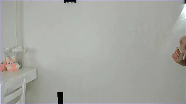 aizury chi online show from 11/18/25, 10:31