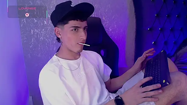 MateoMitchell online show from 11/13/25, 05:17