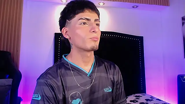 MateoMitchell online show from 04/19/26, 04:45