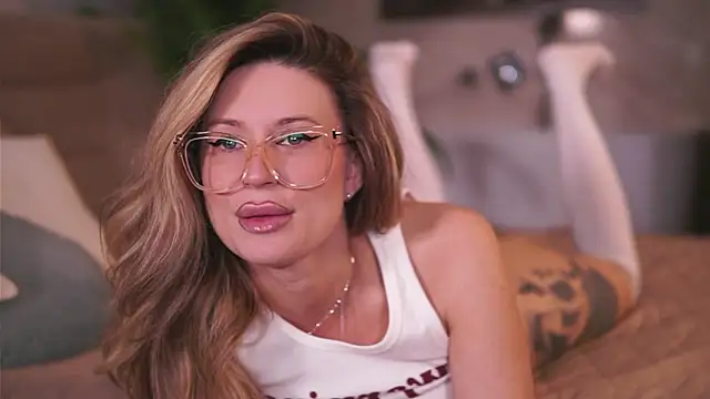 AvaMaddisson online show from 03/11/26, 04:29