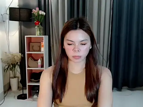 Snapshot of buttycamillex chatting on 05/25/26, 07:20 buttycamillex online show from 05/25/26, 07:20