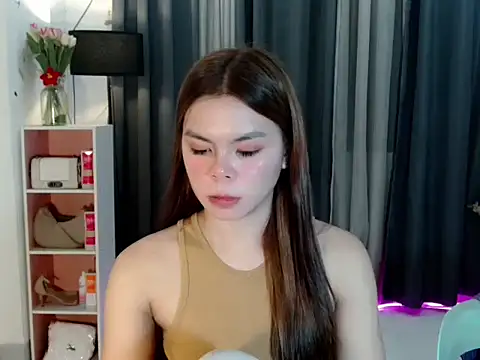 Snapshot of buttycamillex chatting on 07/01/26, 05:56 buttycamillex online show from 07/01/26, 05:56