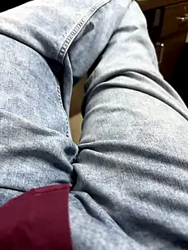 Snapshot of kartik_12098 chatting on 10/07/25, 08:11 kartik 12098 online show from 10/07/25, 08:11