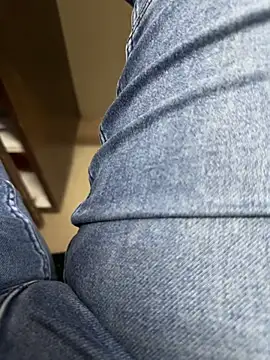 Snapshot of kartik_12098 chatting on 10/08/25, 08:45 kartik 12098 online show from 10/08/25, 08:45