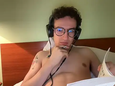 Poeta98xh online show from 10/03/25, 09:01