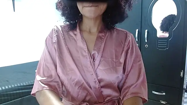 Snapshot of Seductress_Malia chatting on 07/02/26, 03:23 Seductress Malia online show from 07/02/26, 03:23
