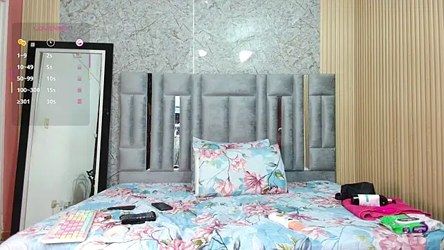 CheatingNeighborr online show from 02/04/26, 07:20