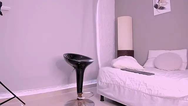  axelking  online show from 10/10/25, 11:42