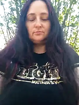 Snapshot of Bella_862 chatting on 04/06/26, 10:05 Bella 862 online show from 04/06/26, 10:05