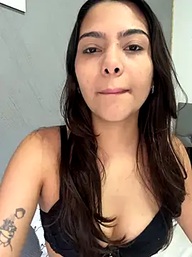 liz maciel online show from 10/13/25, 04:29