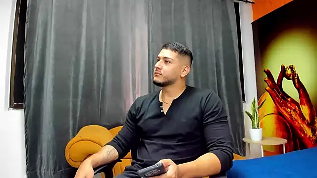 jasonshaw25 online show from 11/15/25, 05:42