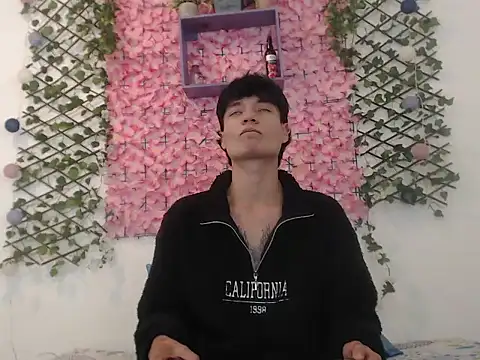 alex russo   online show from 10/17/25, 03:20