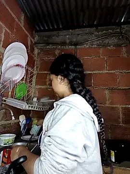 Agatha milk24 online show from 10/29/25, 05:04